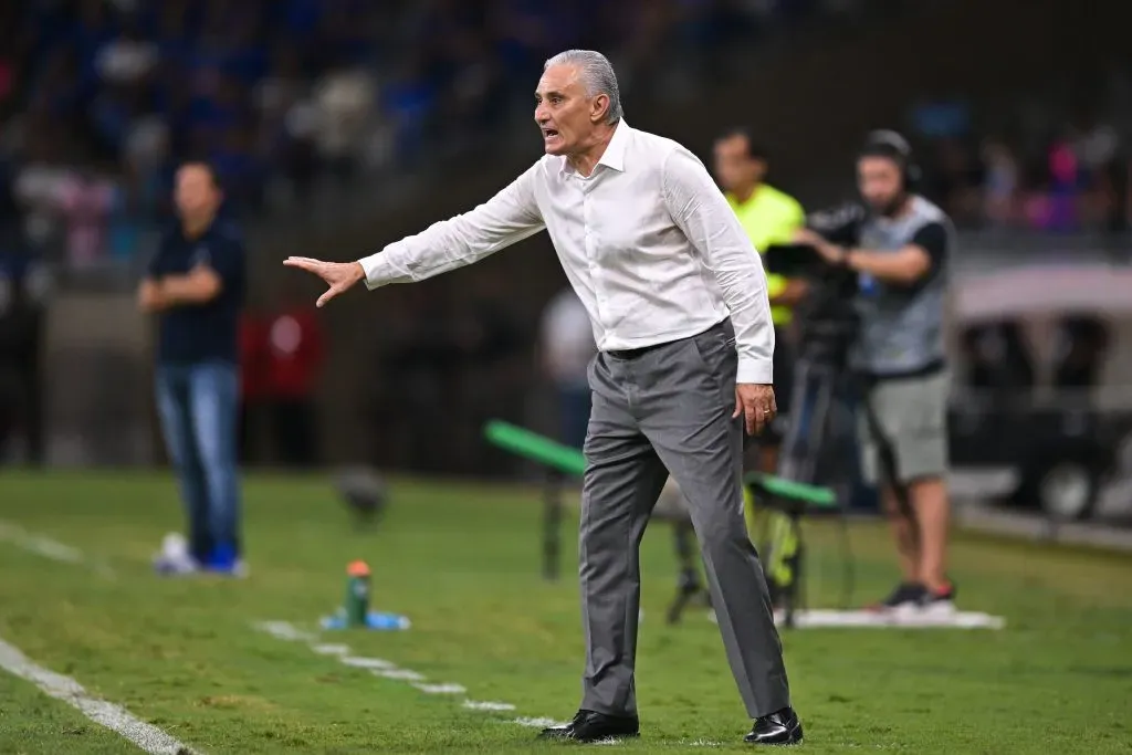 Tite terá a 1ª pré-temporada com todo o elenco. (Photo by Pedro Vilela/Getty Images)