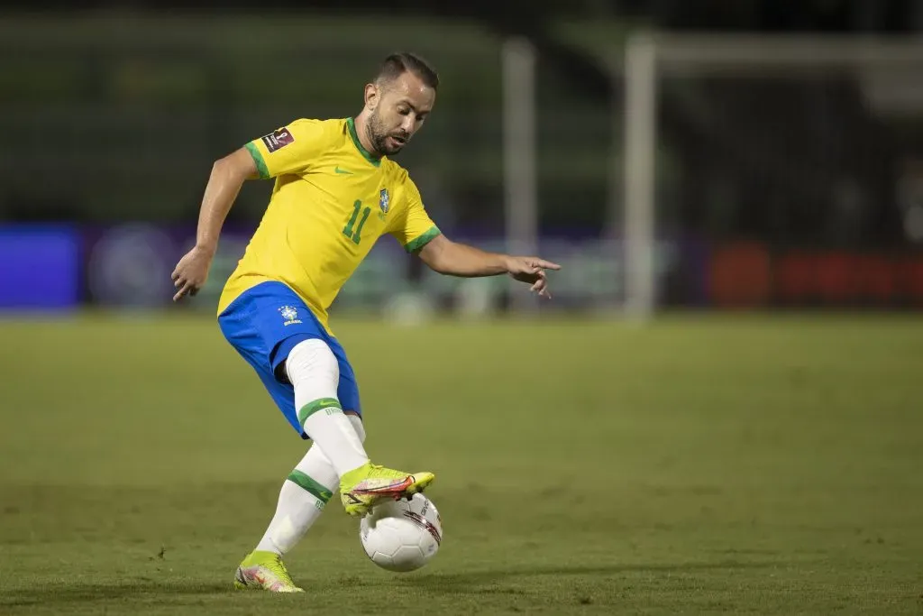 Everton Ribeiro, pela Seleção Brasileira – Foto: Lucas Figueiredo / Flickr CBF