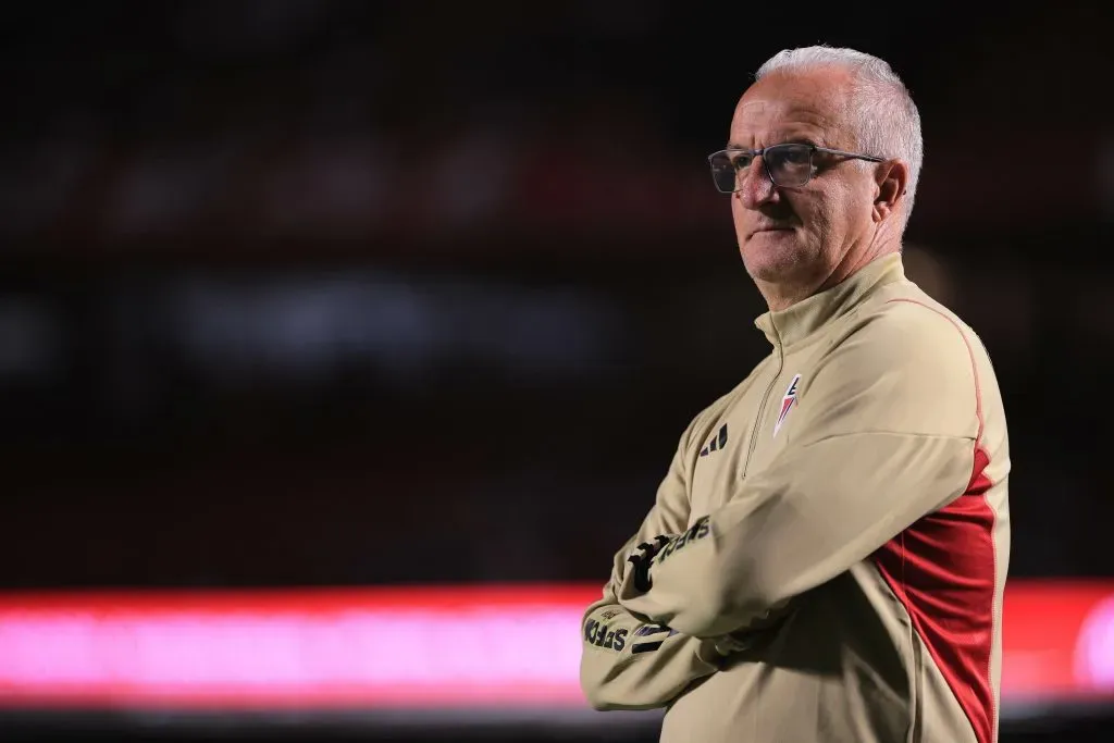 Dorival Junior tecnico do Sao Paulo durante partida contra o Fortaleza no estadio Morumbi pelo campeonato Brasileiro A 2023. Foto: Ettore Chiereguini/AGIF