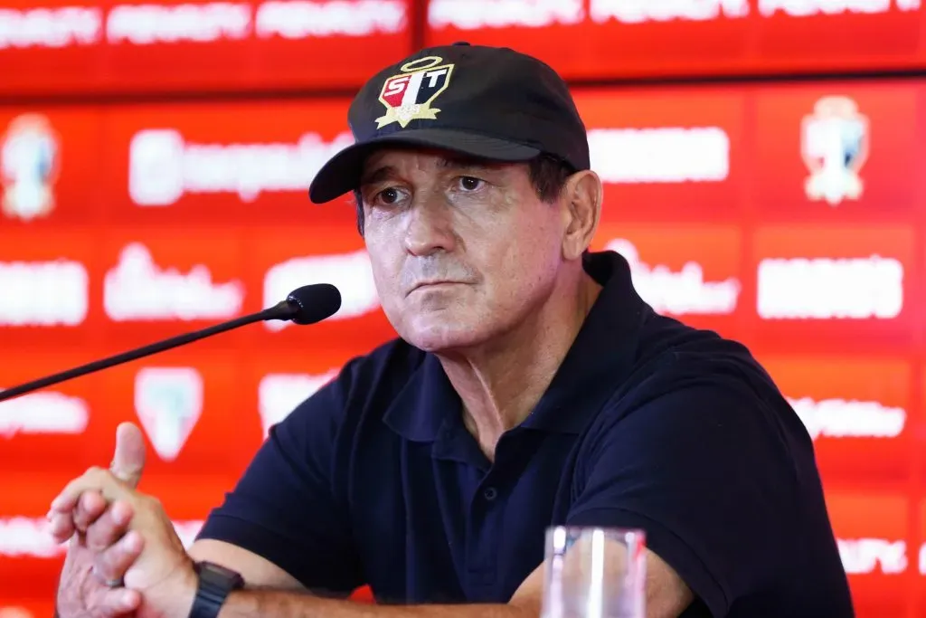 Muricy Ramalho durante treino do Sao Paulo no CT da Barra Funda. Foto Marcello Zambrana/AGIF