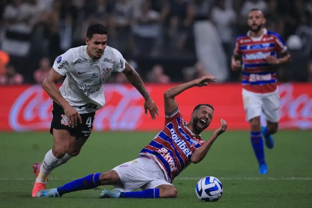 Caio Alexandre interessa ao Corinthians para 2024 – Foto: Ettore Chiereguini/AGIF.