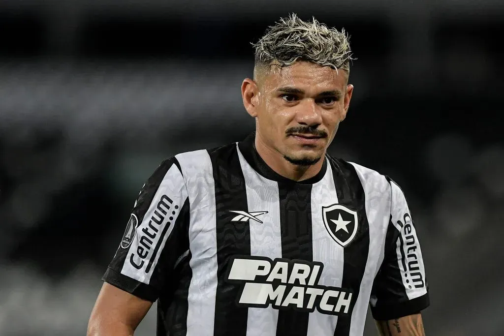 Tiquinho Soares é um dos craques do Botafogo em 2024. Thiago Ribeiro/AGIF.