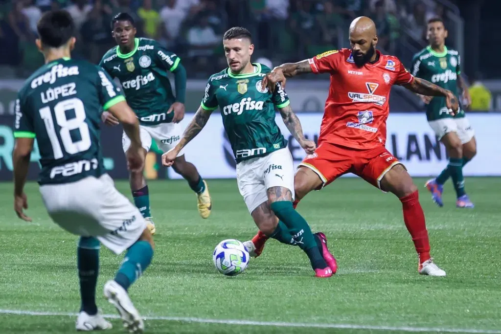 Zé Rafael treinou normalmente e deve ser relacionado contra o São Paulo – Foto: Marcello Zambrana/AGIF