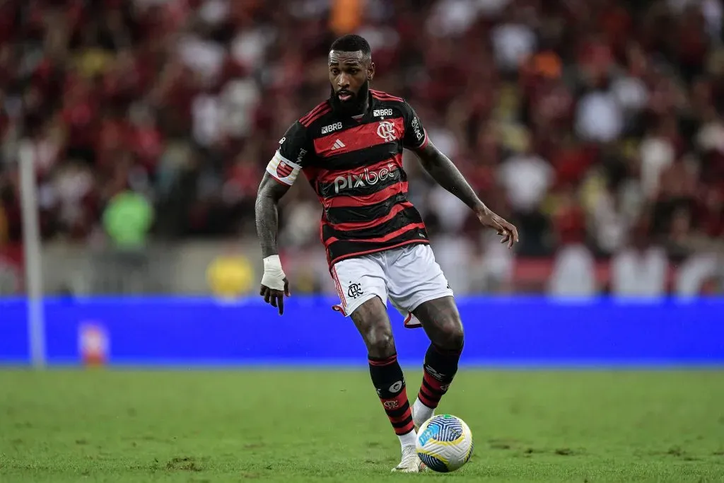 Atuação de Gerson foi elogiada pela torcida do Flamengo. Foto: Thiago Ribeiro/AGIF