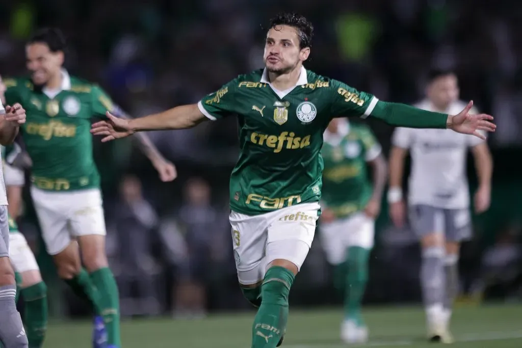 Raphael Veiga foi decisivo em Palmeiras x Atlético-MG neste sábado (28). Foto: Ettore Chiereguini/AGIF