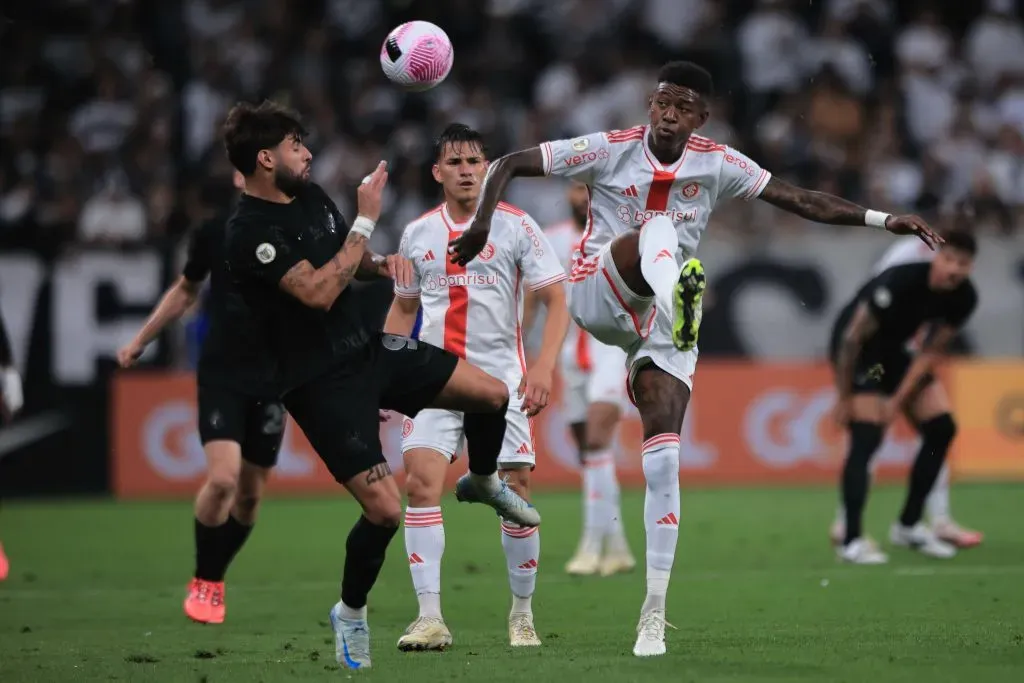 Corinthians e Internacional empataram em 2 a 2 na Neo Química Arena. Foto: Ettore Chiereguini/AGIF