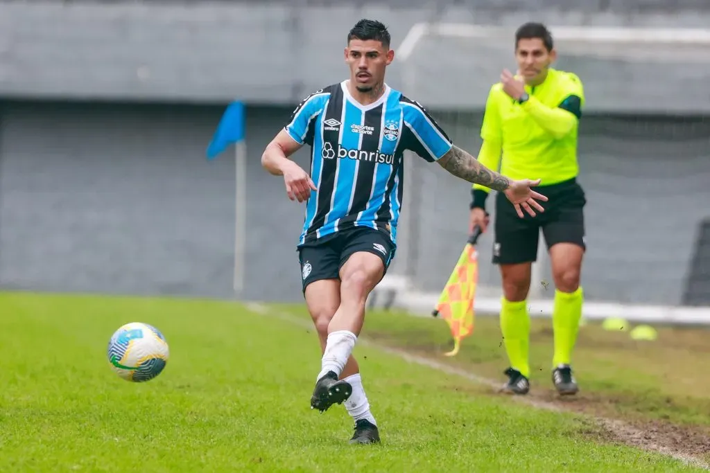 Mayk retorna ao time do Grêmio - Foto: AGIF