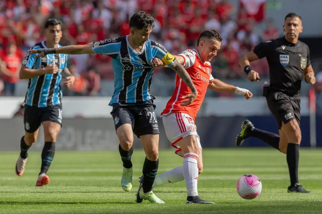 Grêmio, de Villasanti, foi derrotado pelo Internacional. Foto: Liamara Polli/AGIF