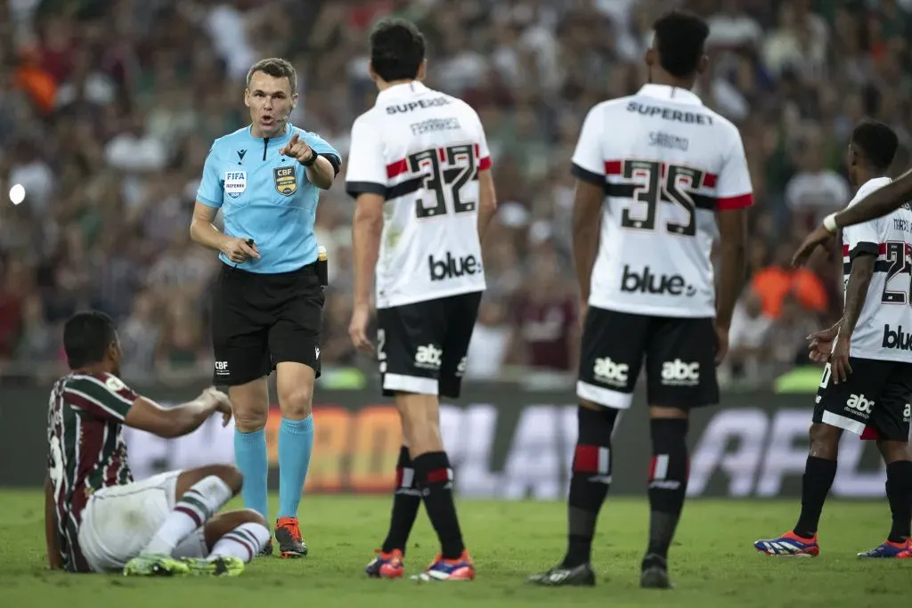 A partida entre Fluminense e São Paulo, no Maracanã. Foto: Jorge Rodrigues/AGIF