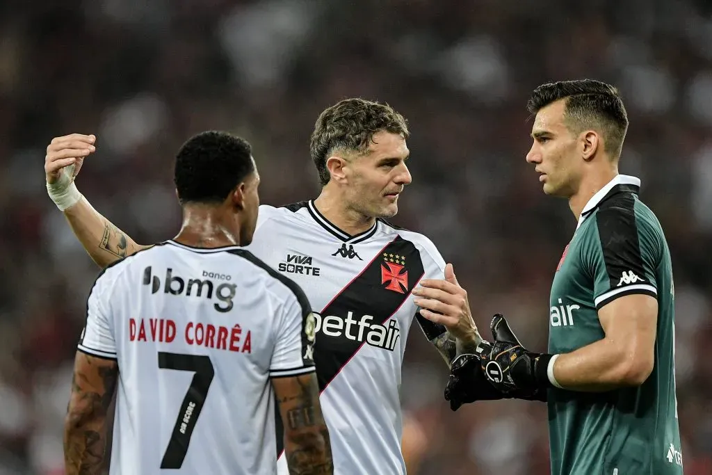 Vasco vai ter jogos na Record em 2025 (Foto: Thiago Ribeiro/AGIF)