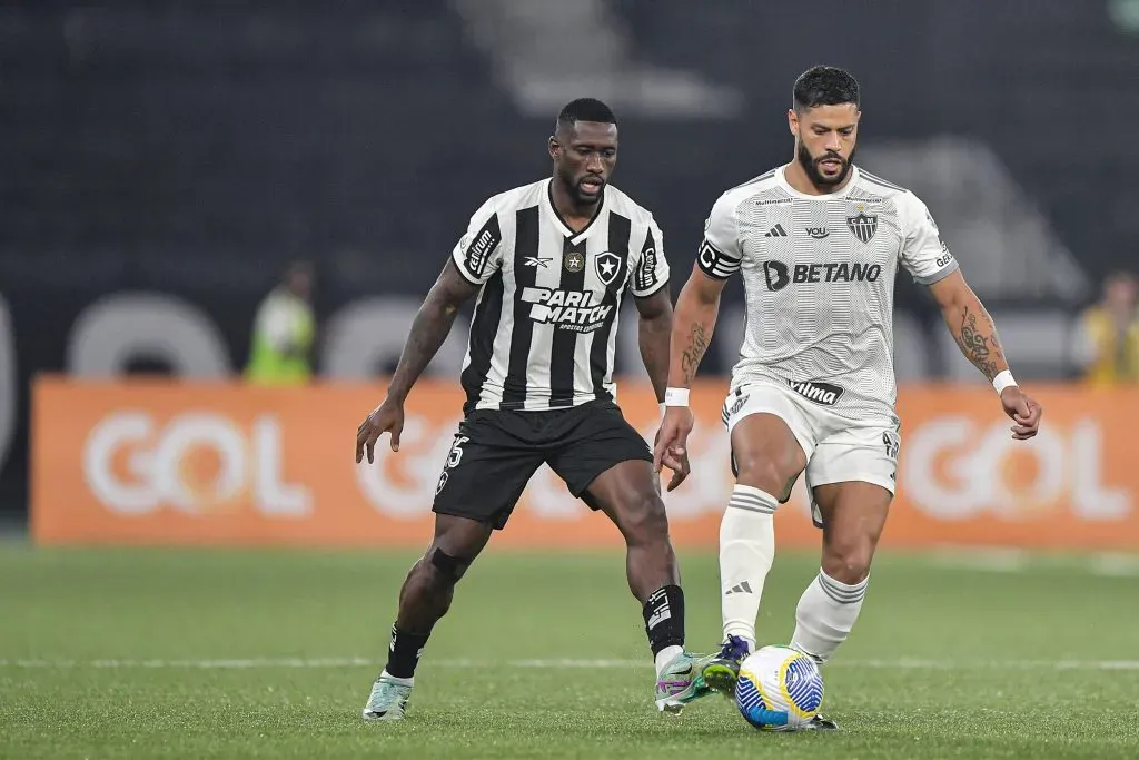 Botafogo e Atlético-MG se enfrentaram no Nilton Santos, no primeiro turno do Brasileirão. Foto: Thiago Ribeiro/AGIF