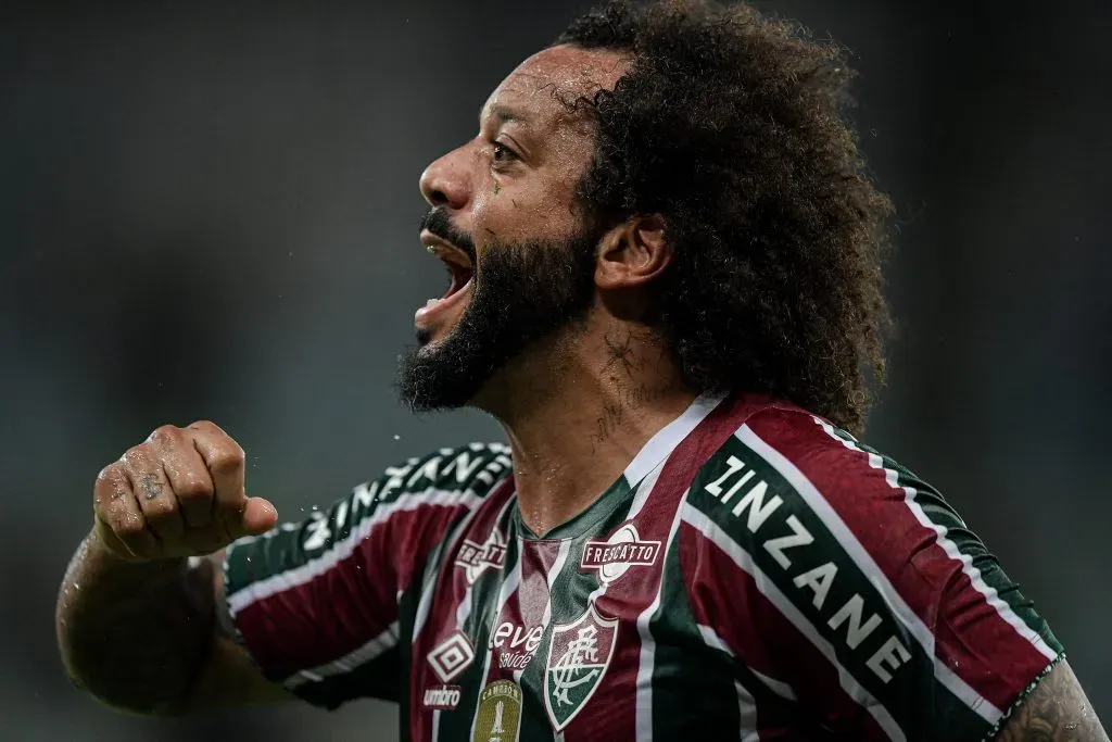 Fluminense tem polêmica com Marcelo e Neto sai em defesa do clube – Foto: Thiago Ribeiro/AGIF