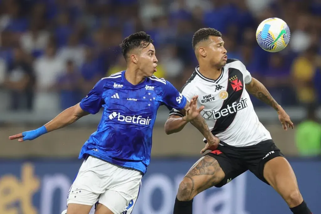 Foto: Gilson Lobo/AGIF – Cruzeiro x Vasco: Duelo de clubes que fazem parte da LFU