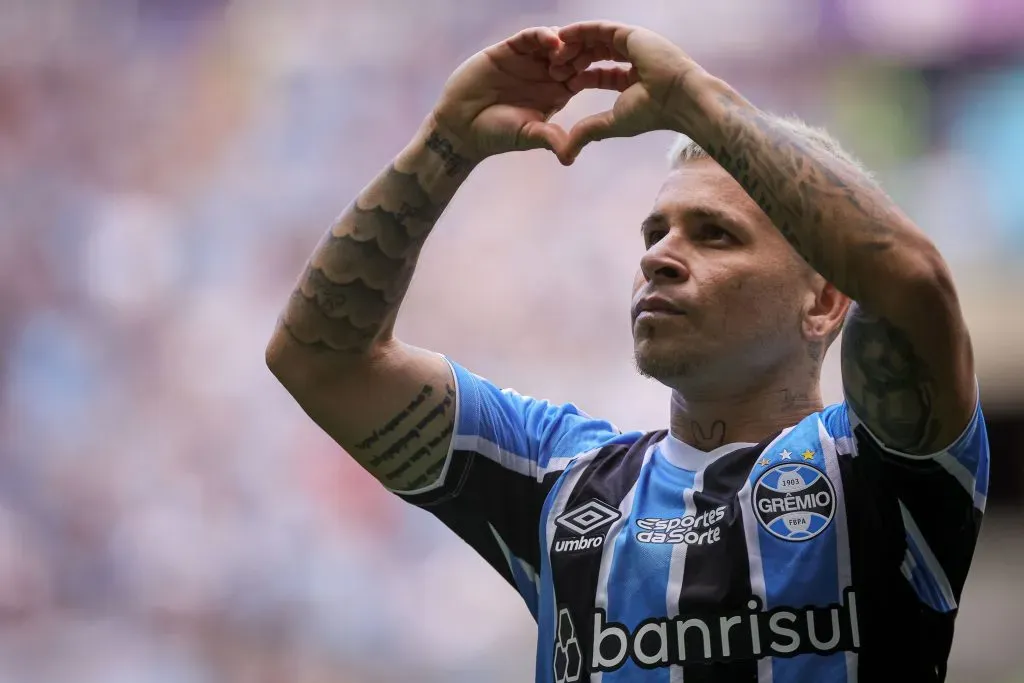 Soteldo, ex-meia do Grêmio
