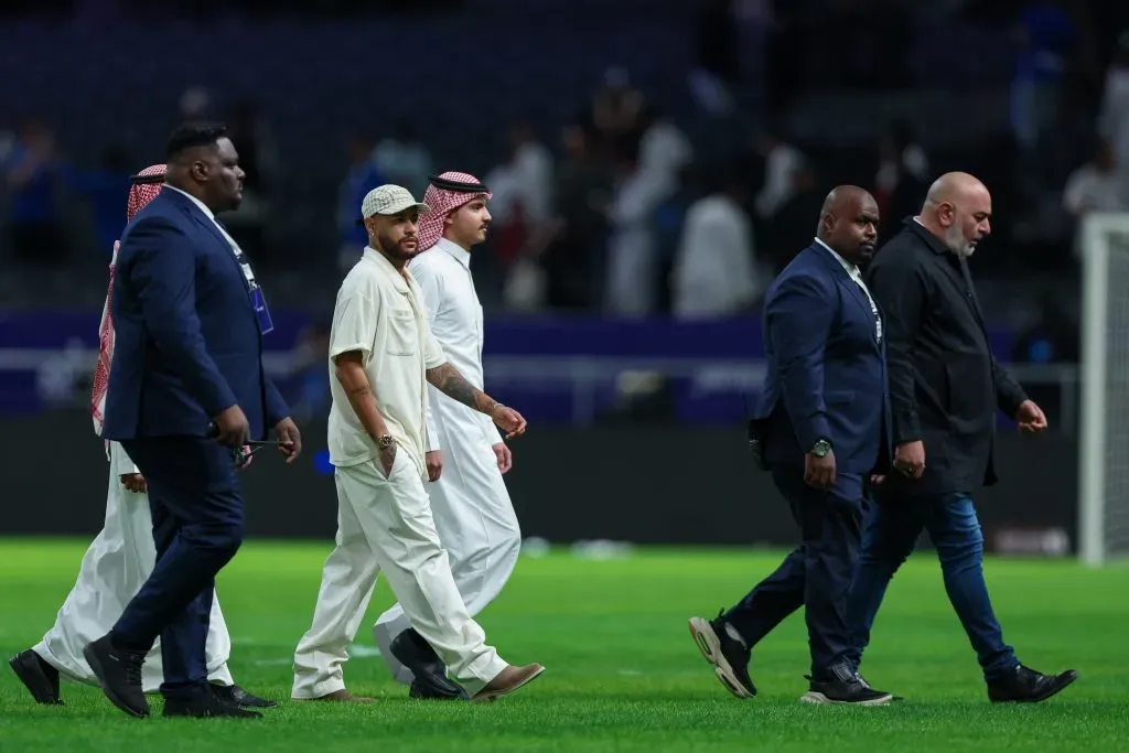 Diretoria do Flamengo monitora situação de Neymar e elabora um projeto para contratação – Foto: Yasser Bakhsh/Getty Images