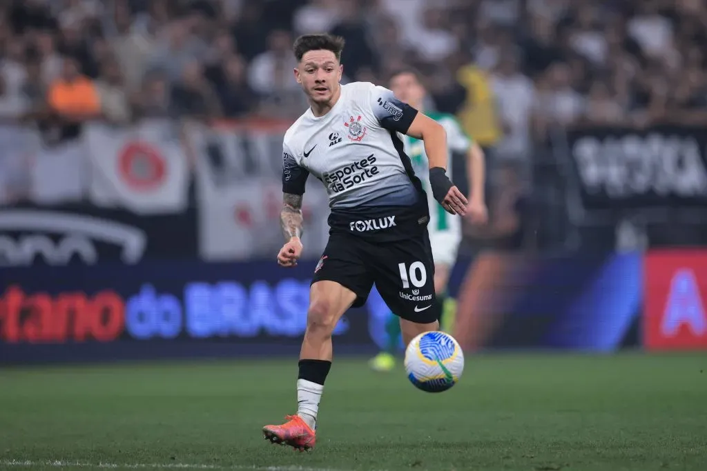 Garro pode ser uma das novidades no clássico. Foto: Ettore Chiereguini/AGIF