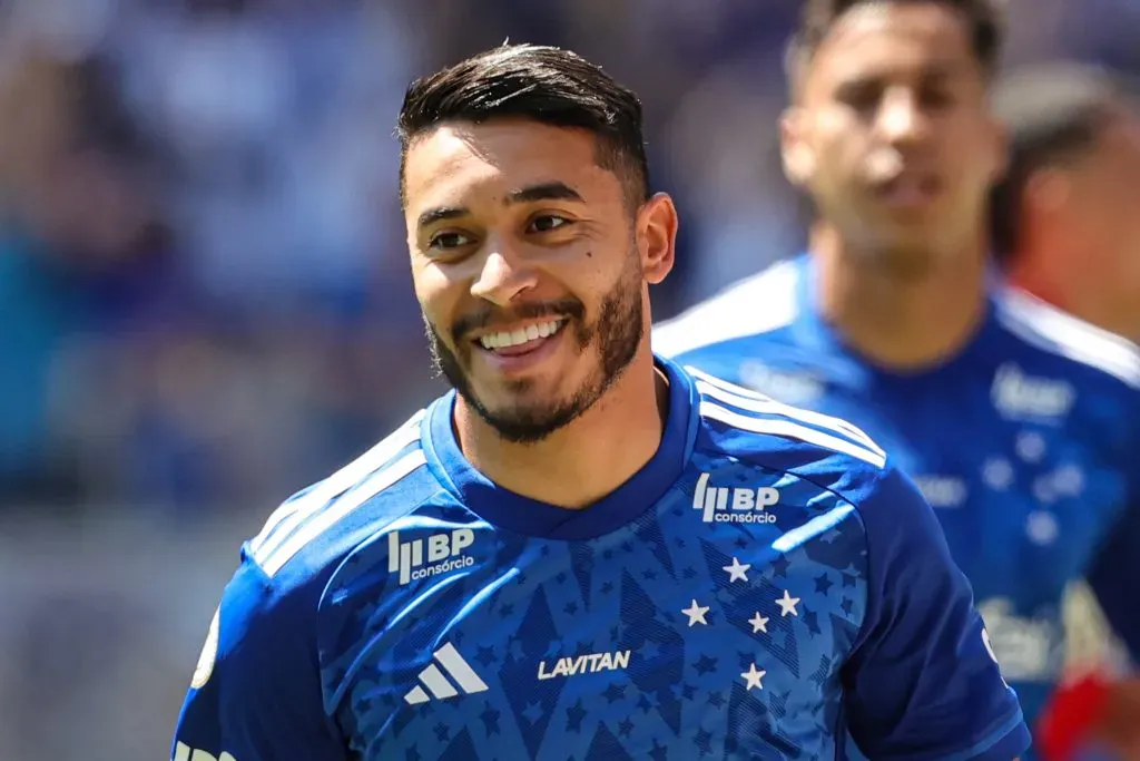 William, lateral-direito revelado pelo Internacional – Foto: Gilson Lobo/AGIF