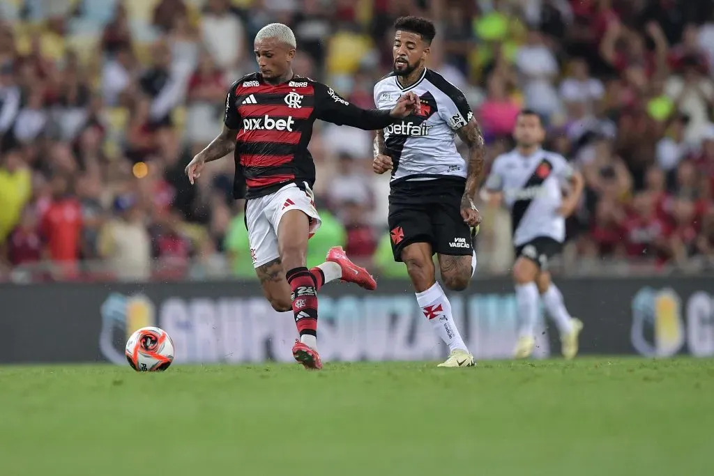 Wesley jogador do Flamengo