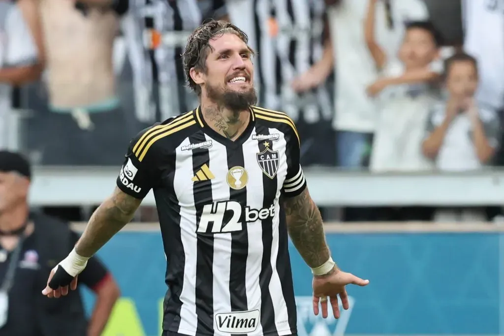 MG – BELO HORIZONTE – 08/03/2025 – MINEIRO 2025, ATLETICO-MG X AMERICA-MG – Lyanco jogador do Atletico-MG comemora seu gol durante partida contra o America-MG no estadio Mineirao pelo campeonato Mineiro 2025. Foto: Gilson Lobo/AGIF