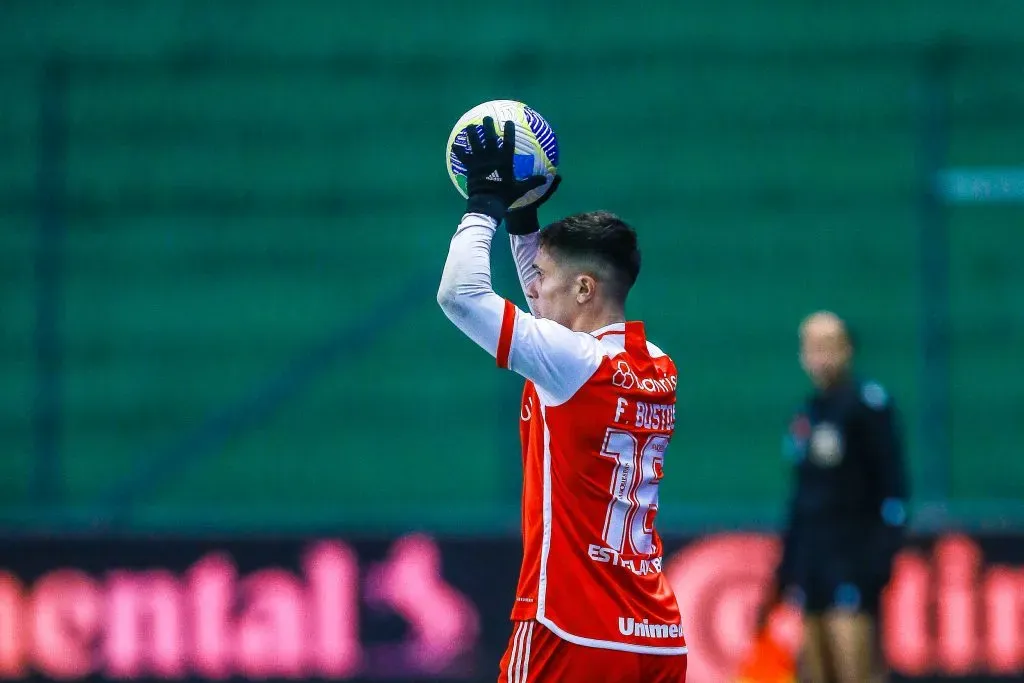 RS – CAXIAS DO SUL – 13/07/2024 – COPA DO BRASIL 2024, JUVENTUDE X INTERNACIONAL – Fabricio Bustos jogador do Internacional durante partida contra o Juventude no estadio Alfredo Jaconi pelo campeonato Copa Do Brasil 2024. Foto: Giancarlo Santorum/AGIF