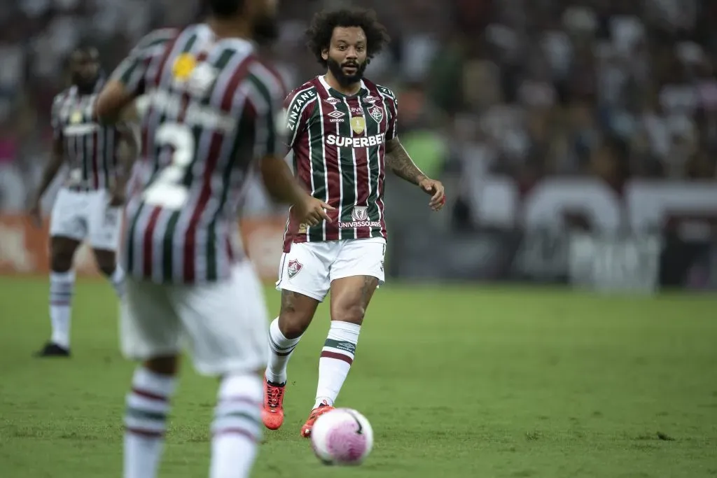 RJ – RIO DE JANEIRO – 22/10/2024 – BRASILEIRO A 2024, FLUMINENSE X ATHLETICO-PR – Marcelo jogador do Fluminense durante partida contra o Athletico-PR no estadio Maracana pelo campeonato Brasileiro A 2024. Foto: Jorge Rodrigues/AGIF