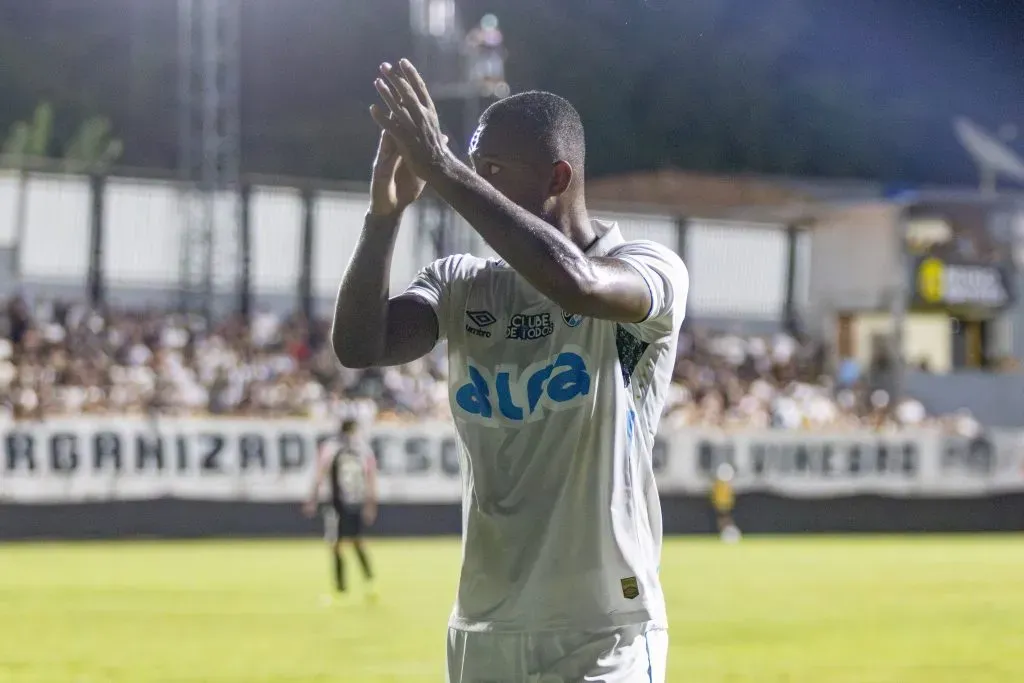Luan Cândido, do Grêmio – Foto: Lucas Gabriel Cardoso/AGIF