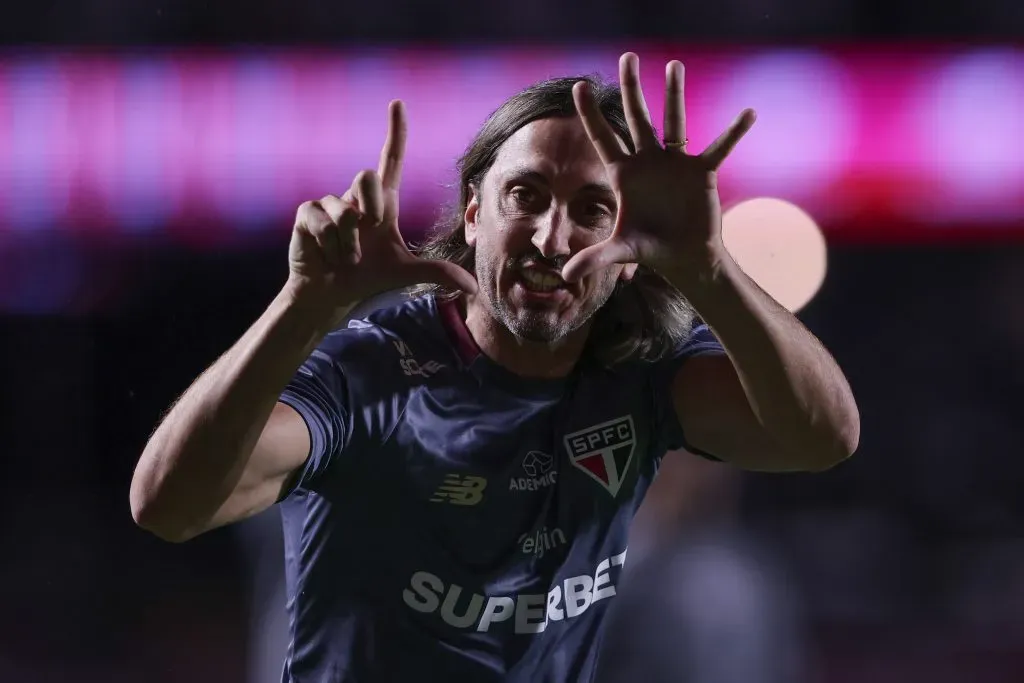 SP – SAO PAULO – 26/01/2025 – PAULISTA 2025, SAO PAULO X CORINTHIANS – Luis Zubeldia tecnico do Sao Paulo durante partida contra o Corinthians no estadio Morumbi pelo campeonato Paulista 2025. Foto: Ettore Chiereguini/AGIF
