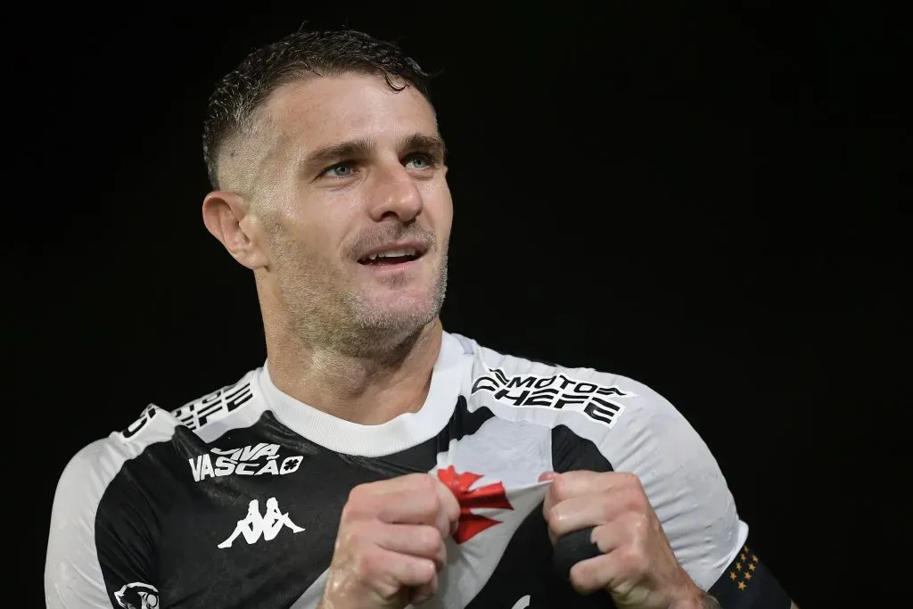 RJ – RIO DE JANEIRO – 30/03/2025 – BRASILEIRO A 2025, VASCO X SANTOS – Vegetti jogador do Vasco durante partida contra o Santos no estadio Sao Januario pelo campeonato Brasileiro A 2025. Foto: Thiago Ribeiro/AGIF