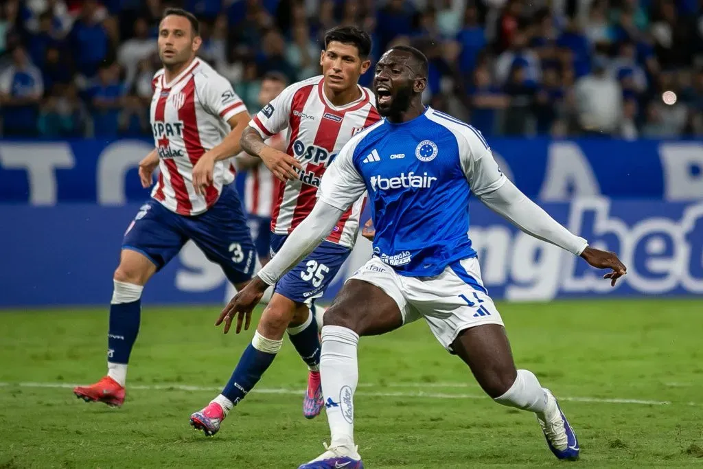 Cruzeiro ficou no 0 a 0 com o Unión Santa Fe pela Sul-Americana. Foto: Fernando Moreno/AGIF