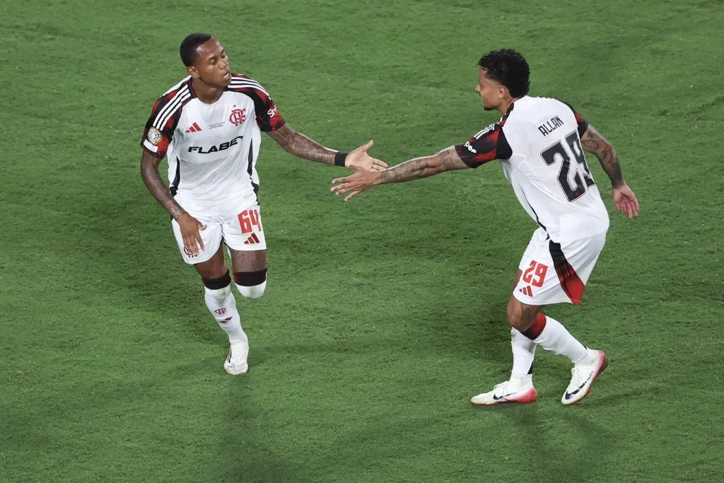 ORLANDO, FLORIDA – JUNE 24: Wallace Yan #64 of CR Flamengo celebrates with Allan #29 after scoring his team’s first goal during the FIFA Club World Cup 2025 group D match between Los Angeles Football Club and CR Flamengo at Camping World Stadium on June 24, 2025 in Orlando, Florida. (Photo by Megan Briggs/Getty Images)
