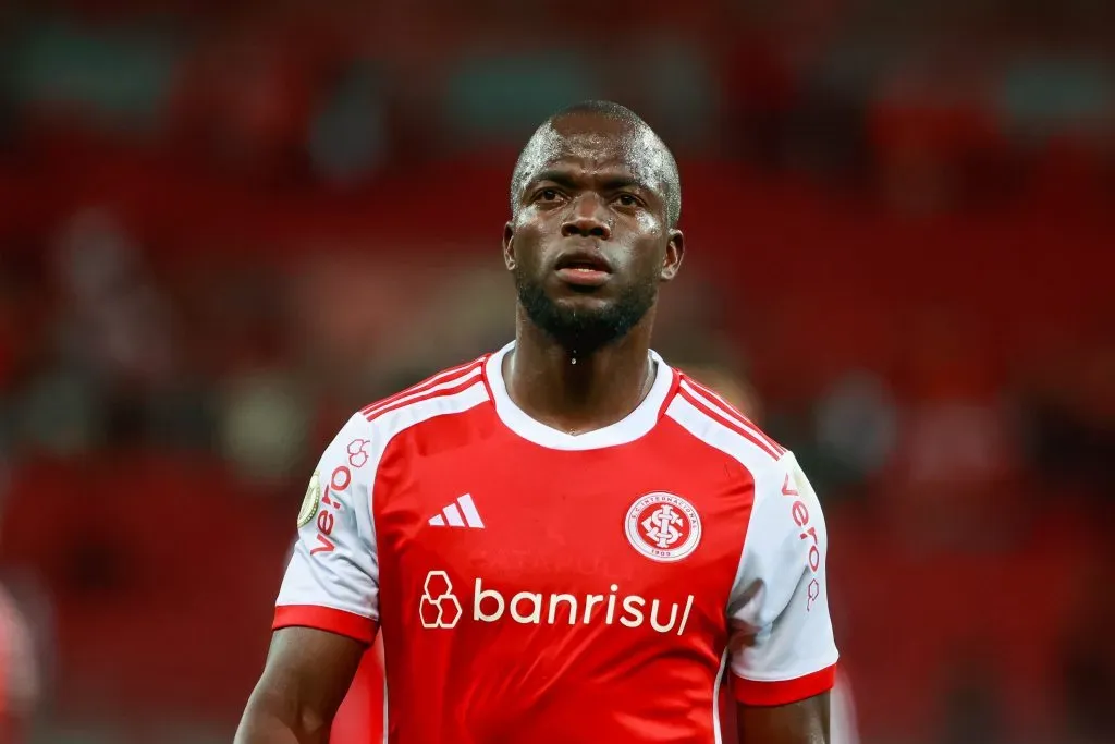 RS – PORTO ALEGRE – 30/10/2024 – BRASILEIRO A 2024, INTERNACIONAL X FLAMENGO – Enner Valencia jogador do Internacional durante partida contra o Flamengo no estadio Beira-Rio pelo campeonato Brasileiro A 2024. Foto: Luiz Erbes/AGIF
