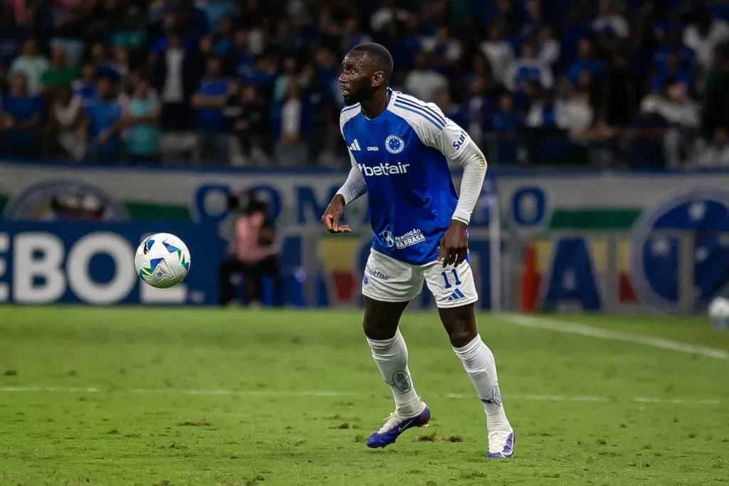Bolasie, atacante do Cruzeiro