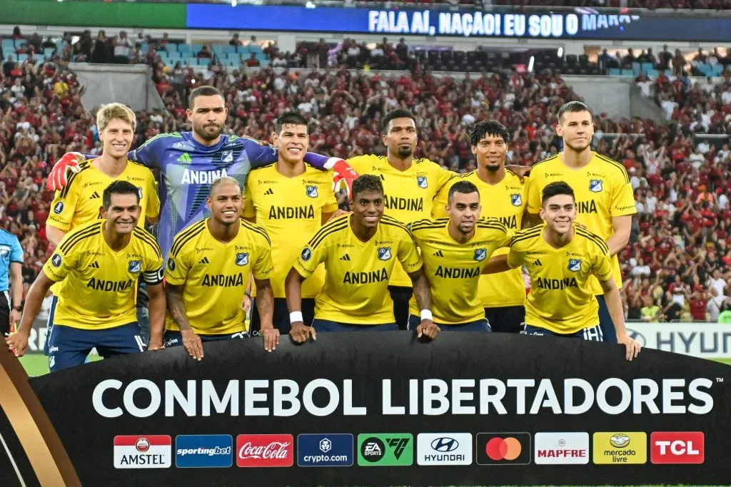 Jugadores de Millonarios ante Flamengo por la Copa Libertadores. Foto: Celso Pupo/ Imago.