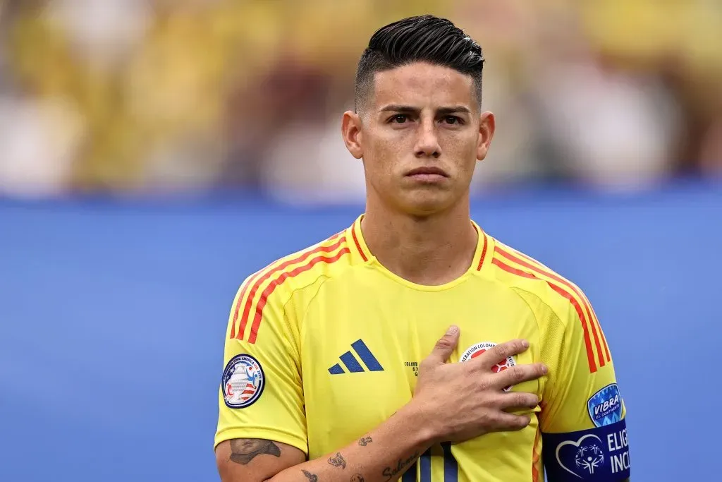 GLENDALE, ARIZONA – JULY 06: James Rodriguez of Colombia sing the national anthem prior to the CONMEBOL Copa America 2024 quarter-final match between Colombia and Panama at State Farm Stadium on July 06, 2024 in Glendale, Arizona. (Photo by Omar Vega/Getty Images)