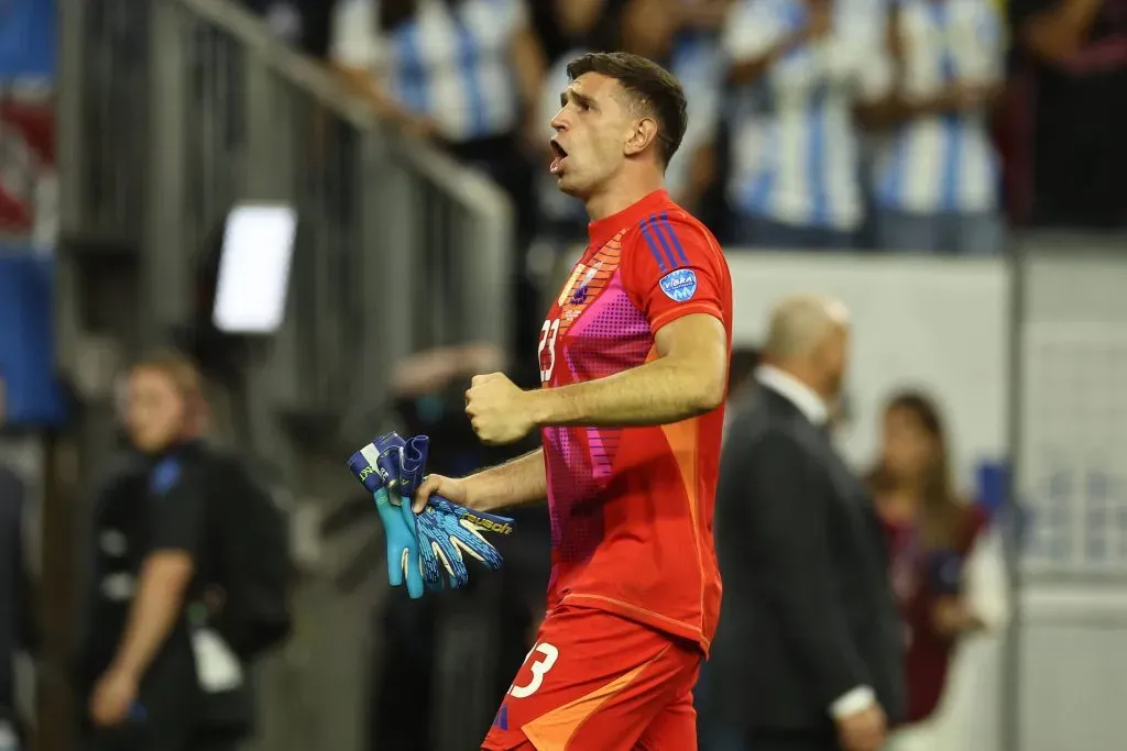 Emiliano Martinez de Argentibna vs. Ecuador. Foto: Imago.