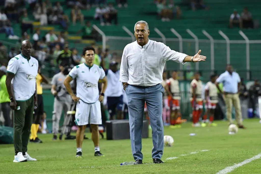 Hernán Torres Oliveros, director técnico del Deportivo Cali. Foto: VizzorImage / Nelson Ríos / Cont.