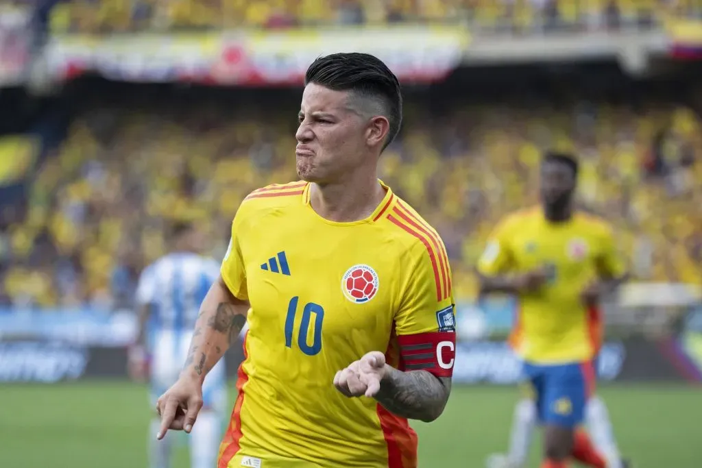 James Rodríguez festejando con la Selección Colombia. Foto: Imago.