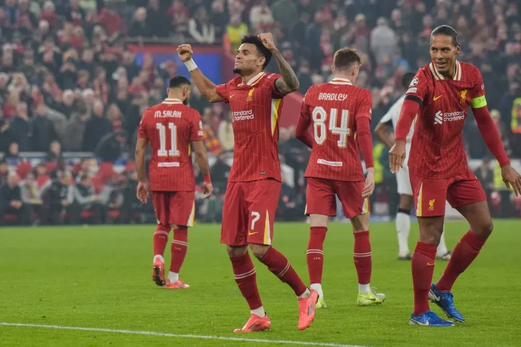 Luis Díaz festejando con el Liverpool VS. Bayer 04 Leverkusen. Foto: Imago.