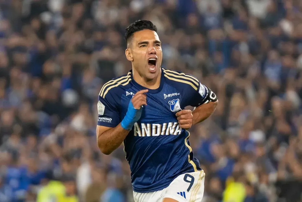 Falcao García de Millonarios F.C. celebra después de anotar el primer gol de su equipo durante de partido de la fecha 1 de los cuadrangulares semifinales grupo A entre Millonarios FC y Deportivo Pasto. (Foto: VizzorImage / Leonardo Castañeda)