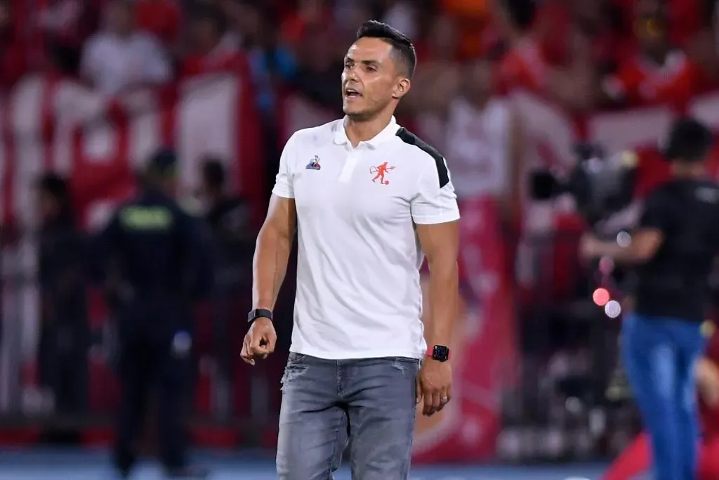 Lucas González con América de Cali en la Liga BetPlay DIMAYOR II 2023. Foto: VizzorImage / Gabriel Aponte.