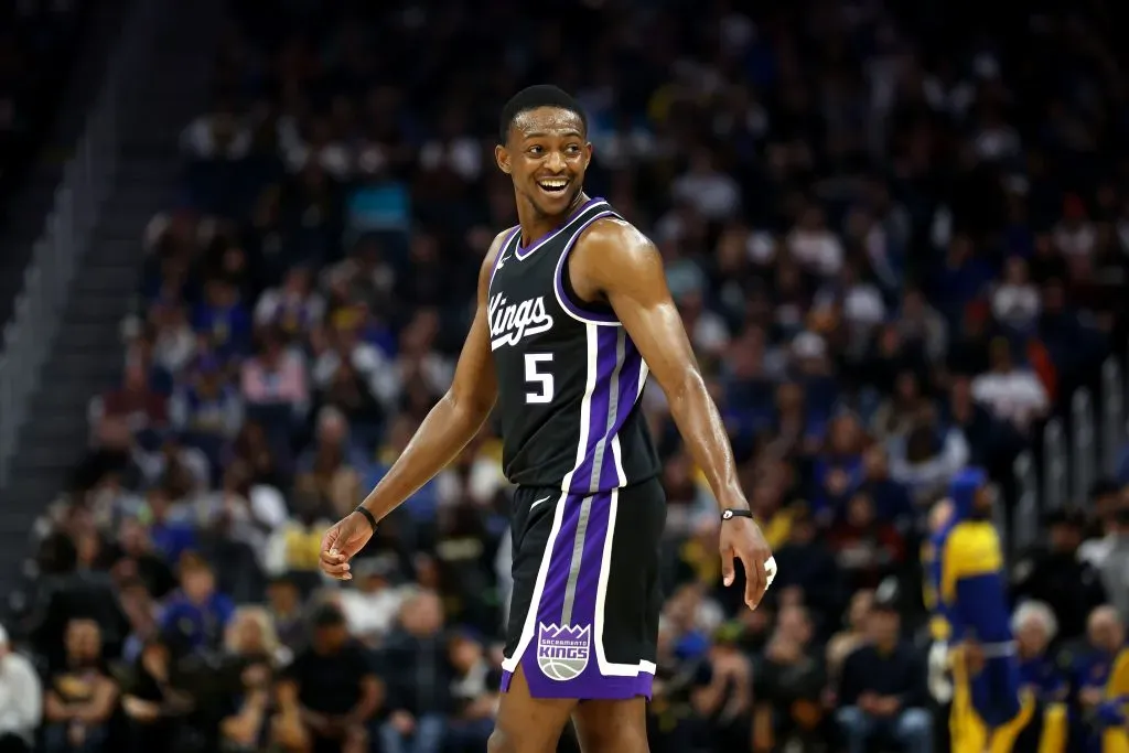 De’Aaron Fox #5 of the Sacramento Kings smiles during the first half of their preseason game against the Golden State Warriors. Ezra Shaw/Getty Images