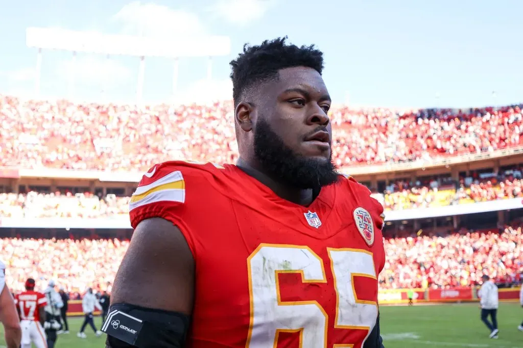 NFL, American Football Herren, USA 2024: Broncos vs Chiefs NOV 10 November 10, 2024: Kansas City Chiefs guard Trey Smith 65 after the Chiefs 16-14 win over the Denver Broncos at GEHA Field at Arrowhead Stadium in Kansas City, MO. David Smith/CSM Credit Image