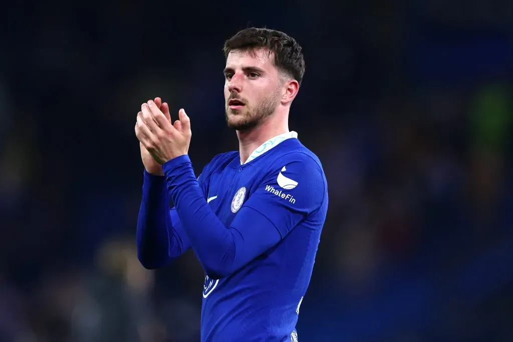 LONDON, ENGLAND – APRIL 18: Mason Mount of Chelsea applauds the fans after their side’s defeat in the UEFA Champions League quarterfinal second leg match between Chelsea FC and Real Madrid at Stamford Bridge on April 18, 2023 in London, England. (Photo by Clive Rose/Getty Images)