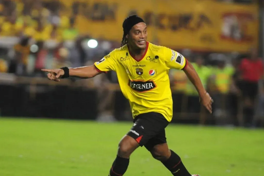 Ronaldinho fue el primer crack retirado que fue invitado a la Noche Amarilla 2016.