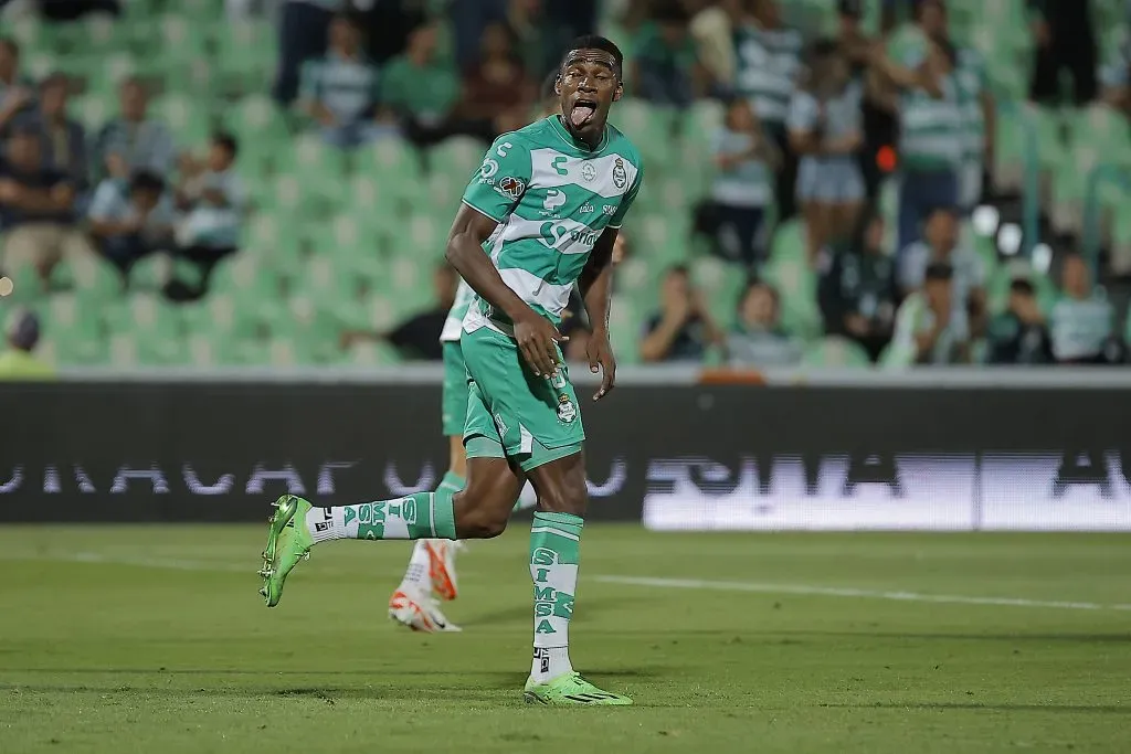 En este torneo apertura Félix Torres ya ha marcado 4 goles con Santos Laguna, superando su mejor marca con el club. (FOTO: GETTYIMAGES)