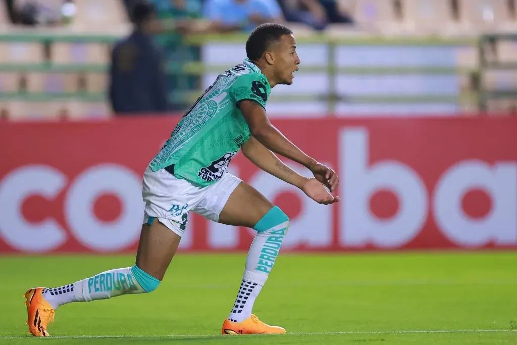 Byron Castillo estuvo en Aucas poco antes de dar el gran salto de su carrera a Barcelona SC. Actualmente juega en México (Foto: GettyImages)