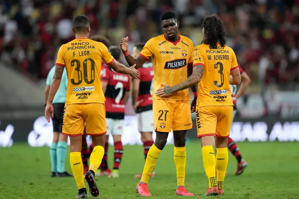 Luis Fernando León jugando con Barcelona SC las semifinales de Copa Libertadores contra Flamengo. Foto: Getty.