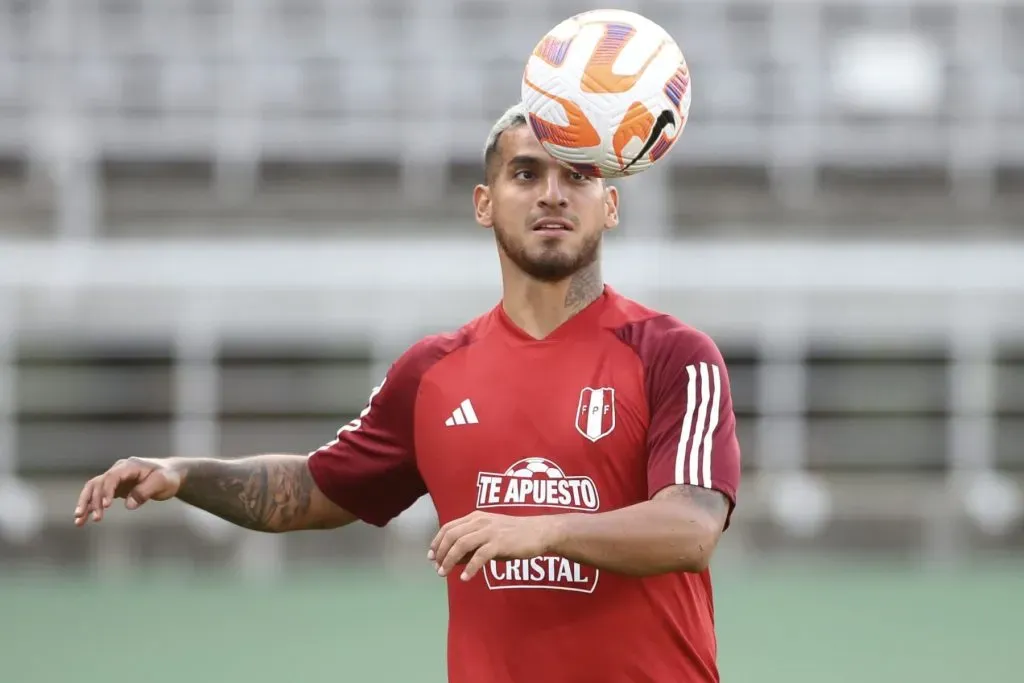 Miguel Trauco entrenando con la Selección Peruana. (Foto: FPF).