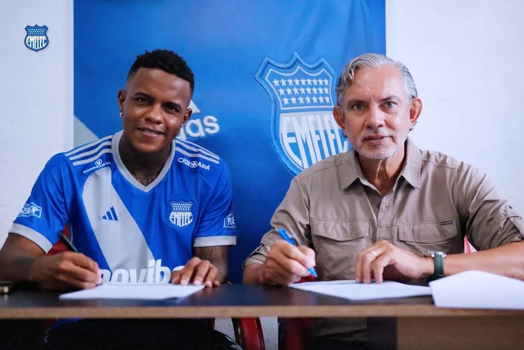 Gustavo Cortez también tuvo un breve paso por el fútbol del extranjero, donde defendió colores de Racing. (Foto: @CSEmelec)