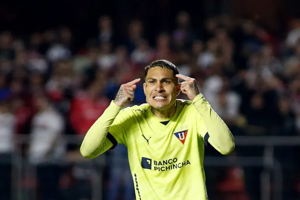 Paolo Guerrero jugando Copa Sudamericana con LDU Quito. (Foto: Getty).